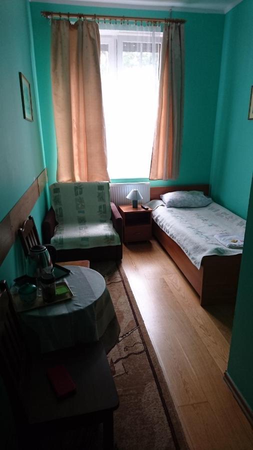 Hotelik Warmia -Pensjonat, Hostel Лидзбарк-Варминьский Экстерьер фото